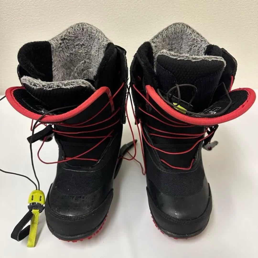 FLUX スノーボードブーツ 女性用 ブラック/レッド 23.0cm