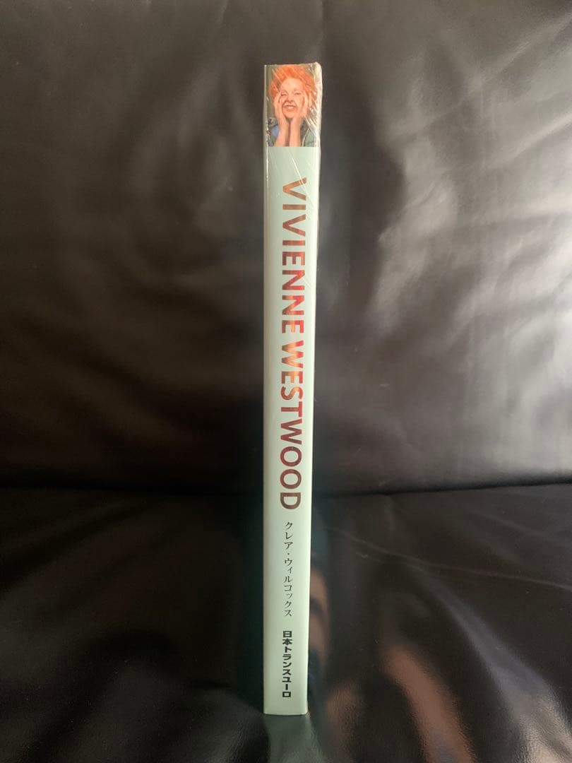 【未開封：ハードカバー】ヴィヴィアンウエストウッド　アートブック　写真集