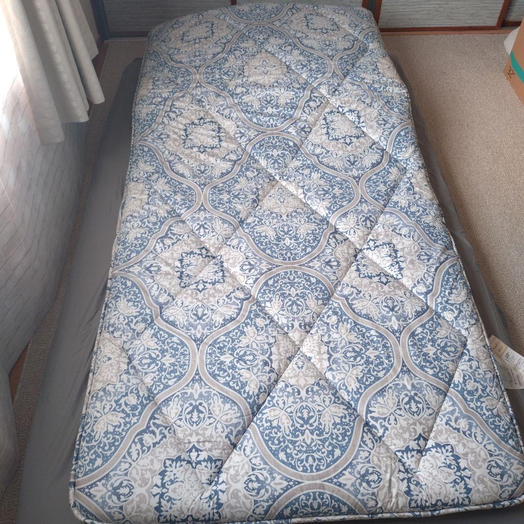 西川リビング 羊毛入り合繊敷き布100x210cm