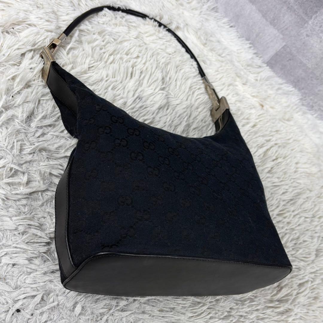 美品 GUCCI キャンバス レザー ワンショルダーバッグ GG 肩掛け 黒