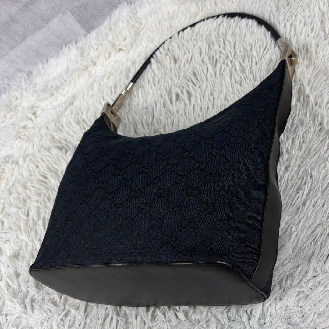 美品 GUCCI キャンバス レザー ワンショルダーバッグ GG 肩掛け 黒