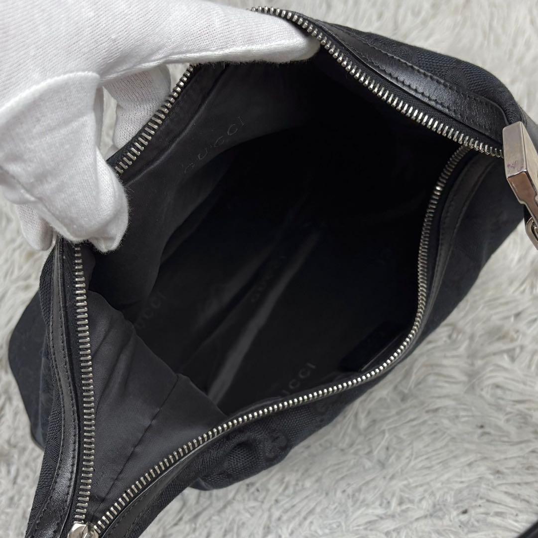 美品 GUCCI キャンバス レザー ワンショルダーバッグ GG 肩掛け 黒