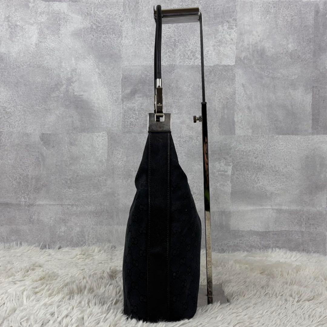 美品 GUCCI キャンバス レザー ワンショルダーバッグ GG 肩掛け 黒