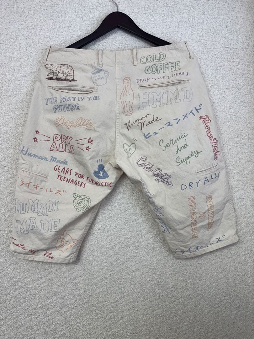 HUMAN MADE グラフィックショートパンツ