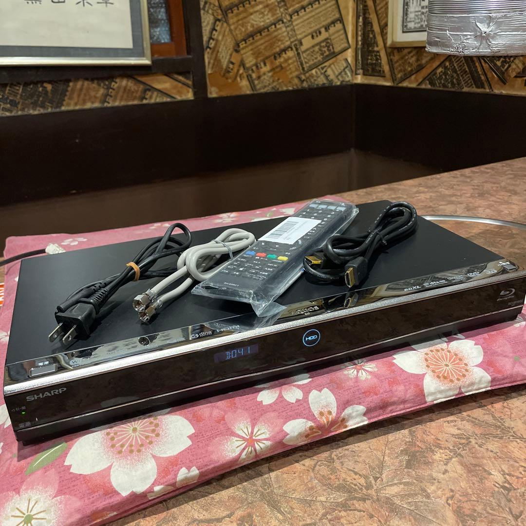 シャープBD−W1600 12倍2番組W録 1000GB 新品リモ等付フル装備！