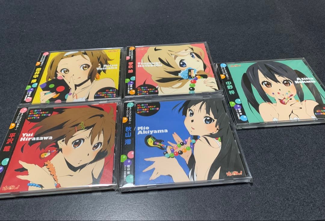 けいおん CD31枚 ライブイベントDVD2枚 等身大布ポスター9枚 セット売り