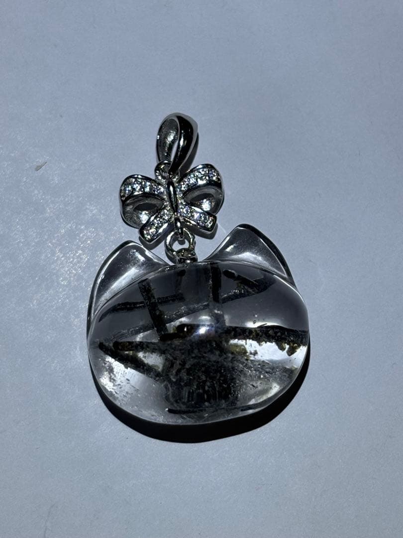 猫型トルマリンインクォーツペンダントトップ　世界に一つだけのペントプ　チャーム