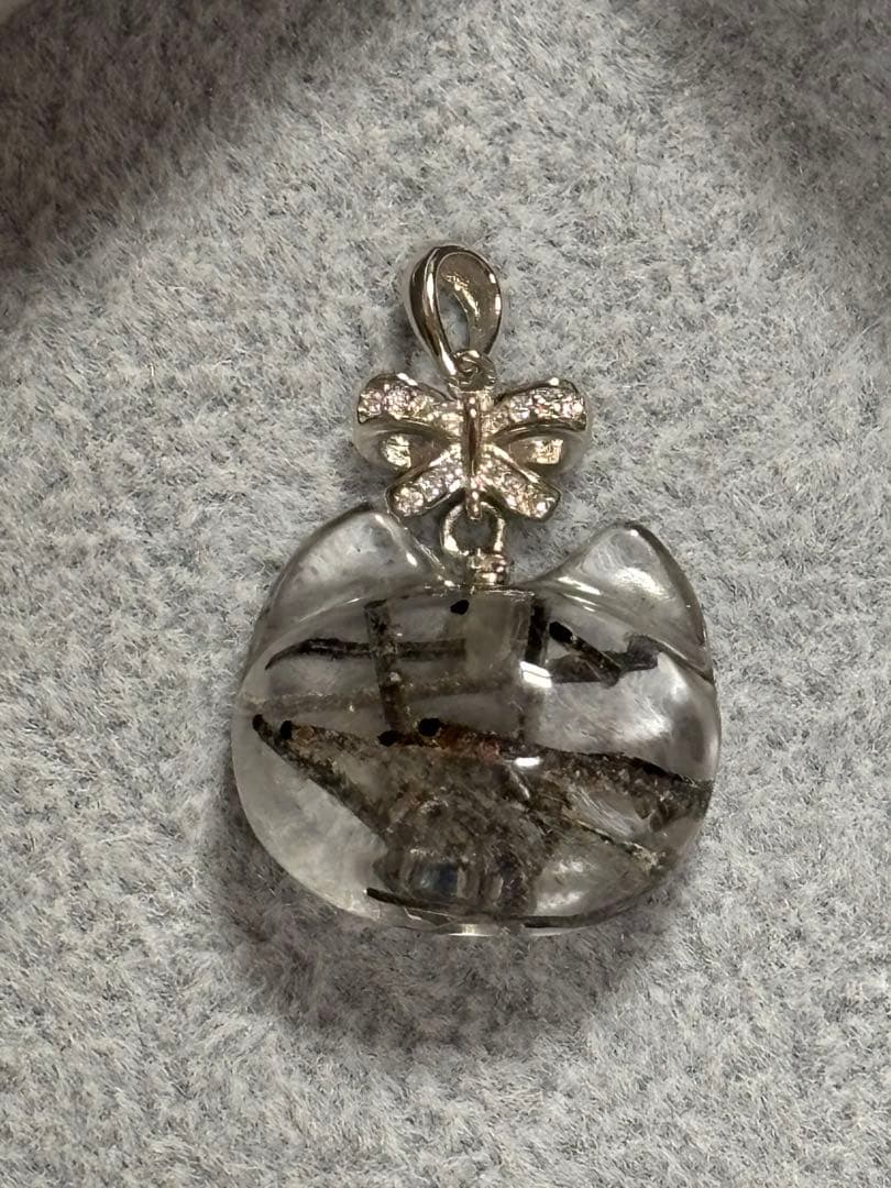 猫型トルマリンインクォーツペンダントトップ　世界に一つだけのペントプ　チャーム