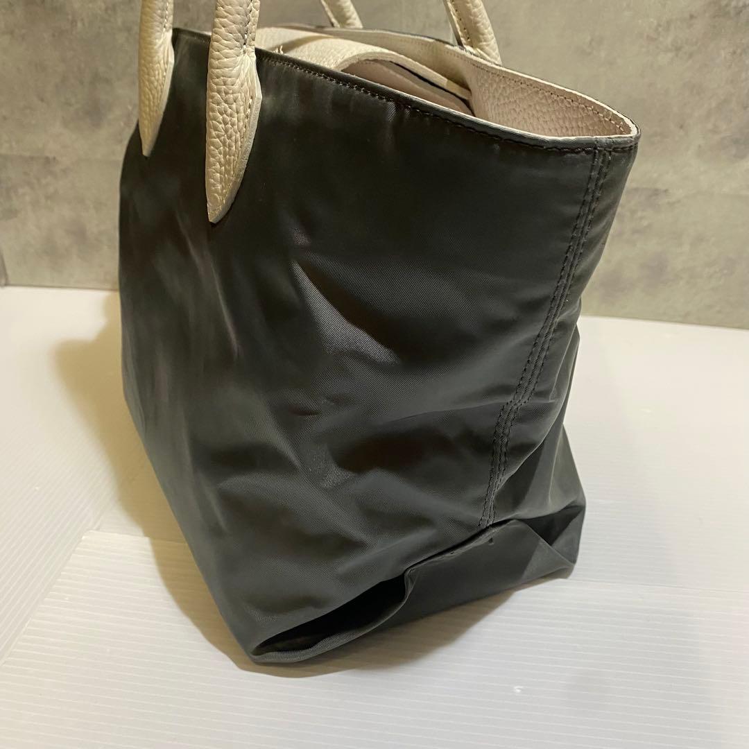 【まーし 】A.D.M.J.　マジックライト　トート　グレー　ナイロン