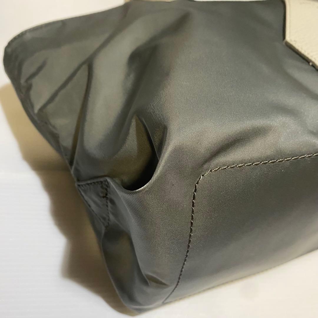 【まーし 】A.D.M.J.　マジックライト　トート　グレー　ナイロン