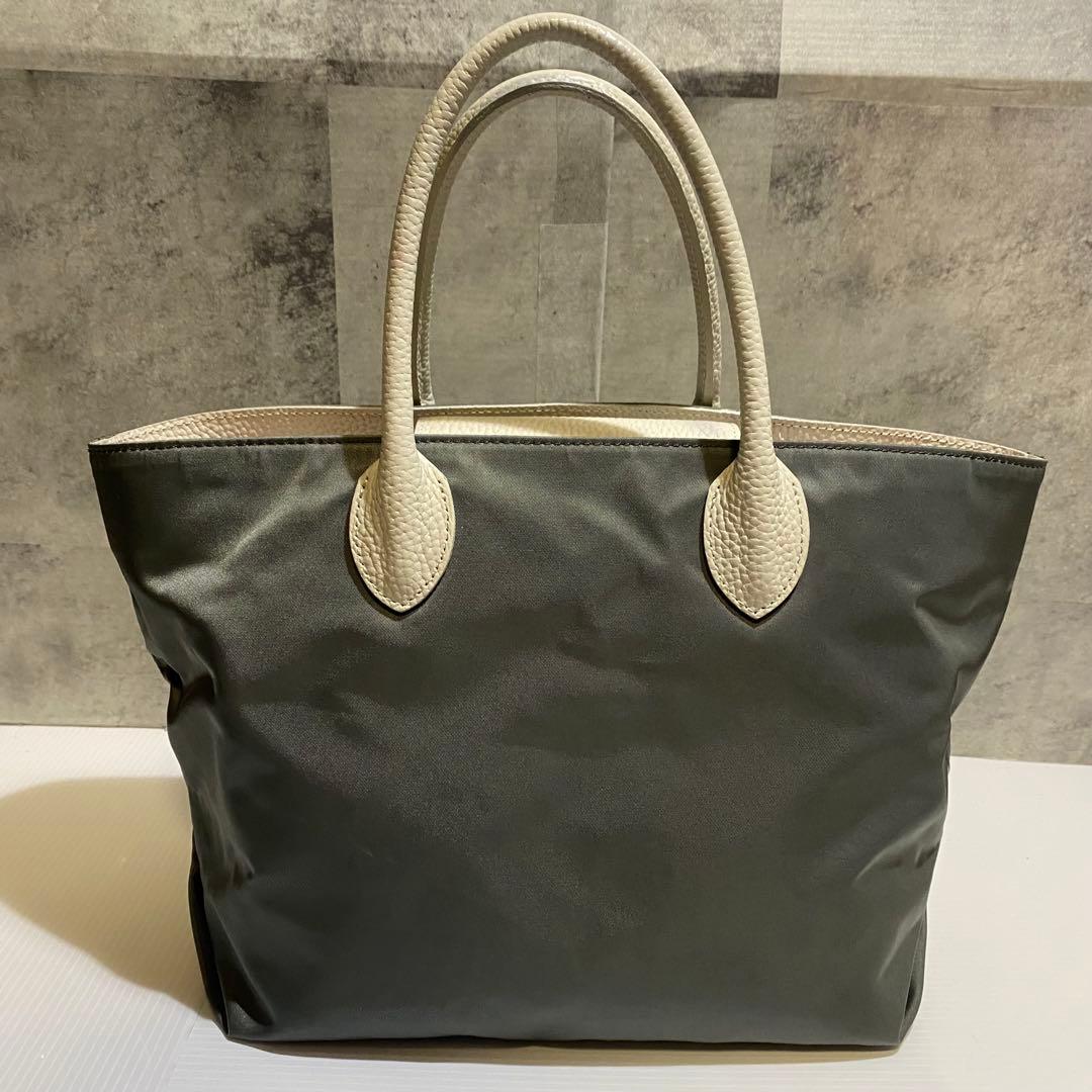 【まーし 】A.D.M.J.　マジックライト　トート　グレー　ナイロン