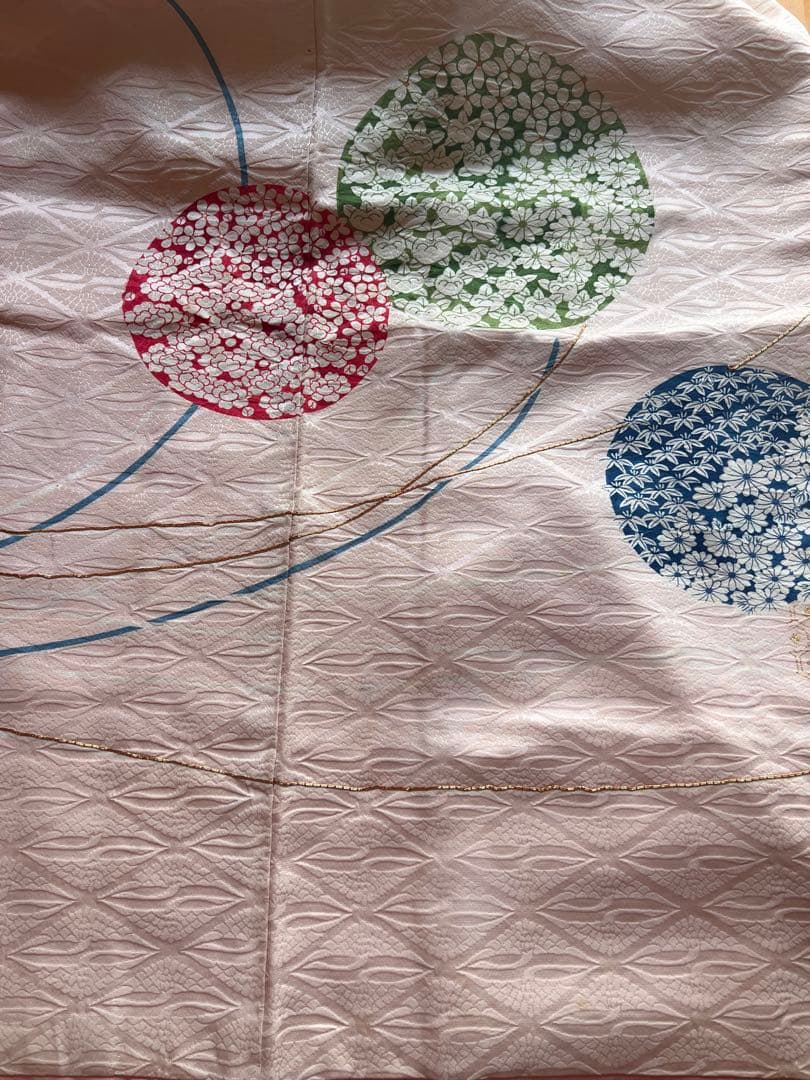 振袖 花柄 上品　豪華　金　赤 白 緑 青　長襦袢つき