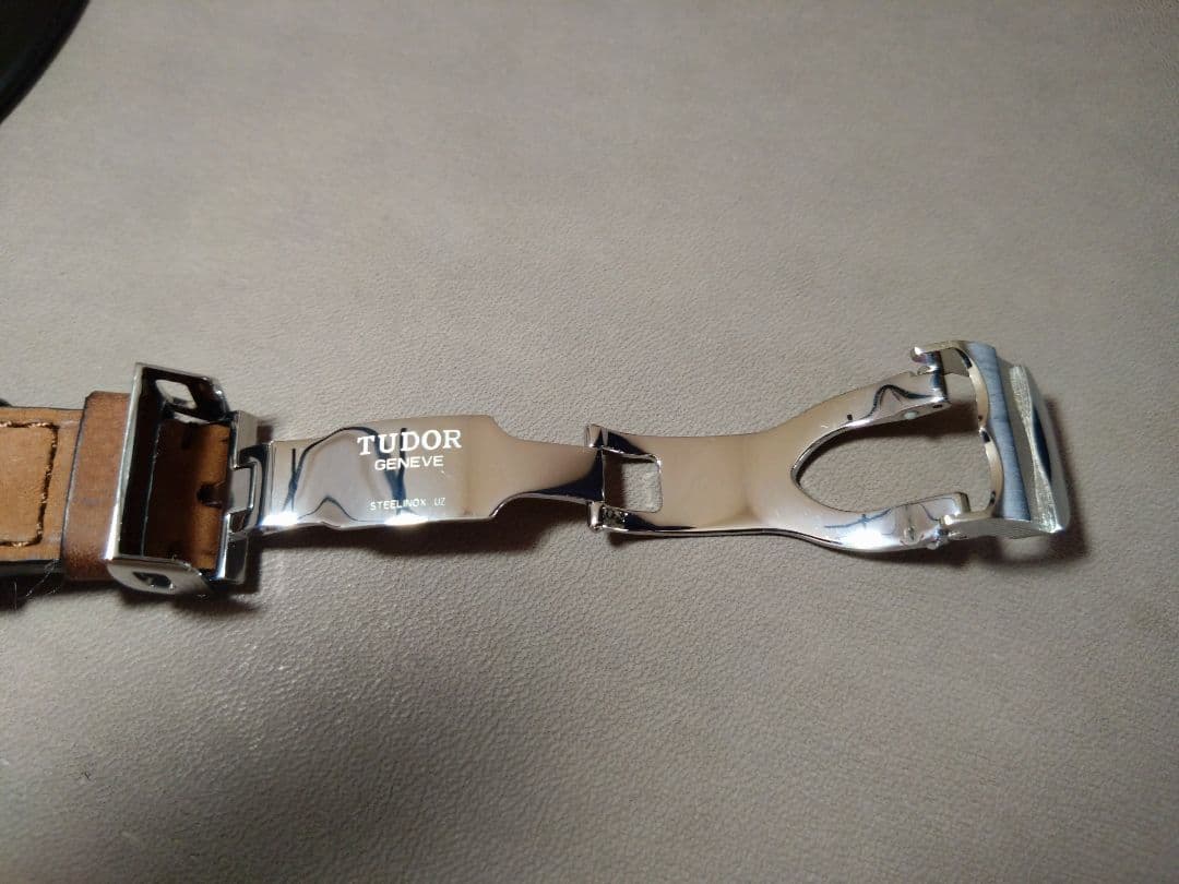 TUDOR　ブラックベイ58　純正レザーベルト　Dバックル