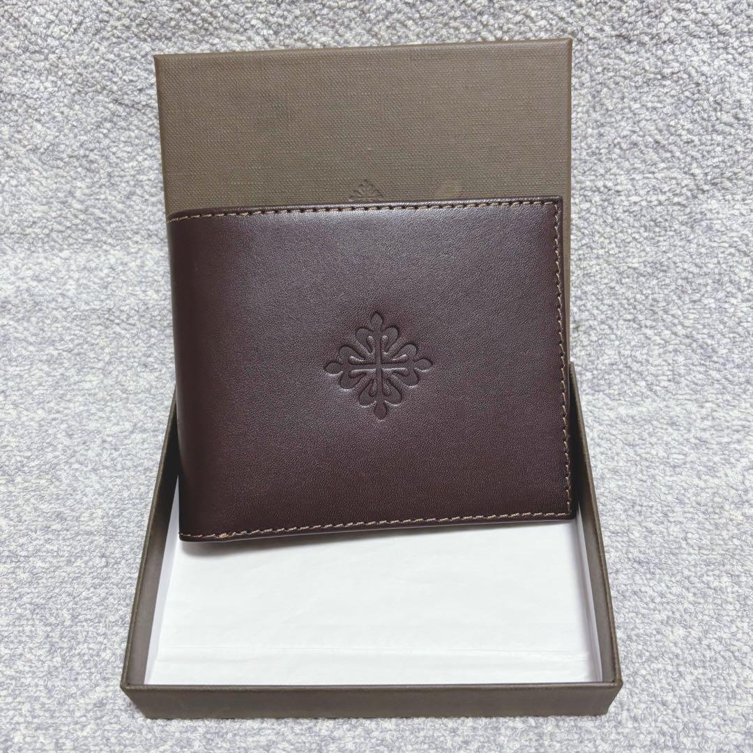 【新品未使用】PATEK PHILIPPE GENEVE 2つ折り財布　ブラウン