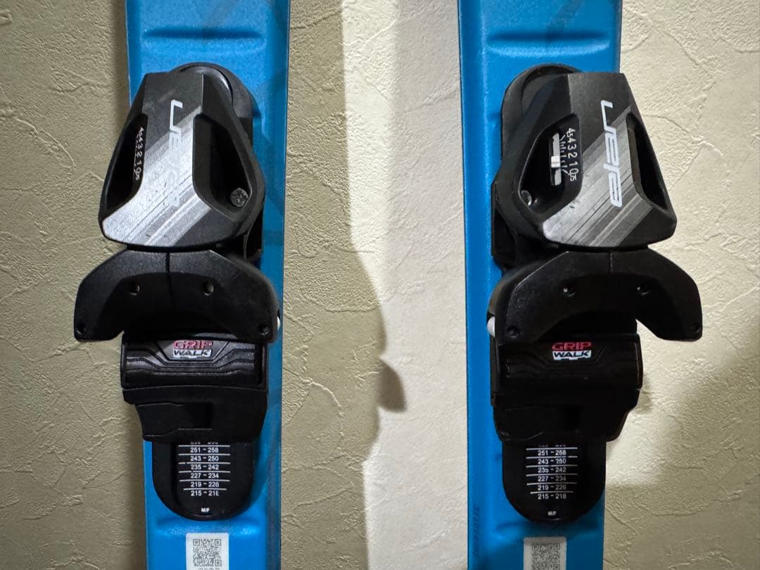 スキーセット　板elan 120cm 2025年1月購入　ブーツメットストック