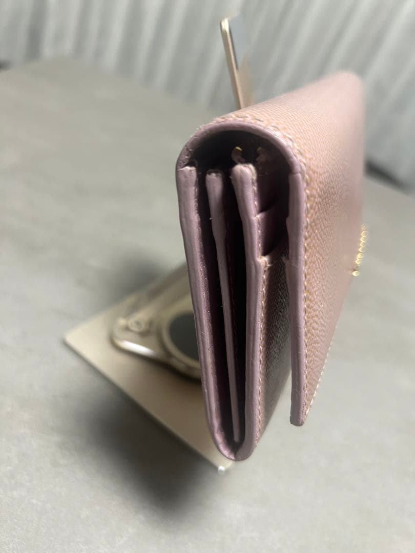 BURBERRY ピンク 長財布