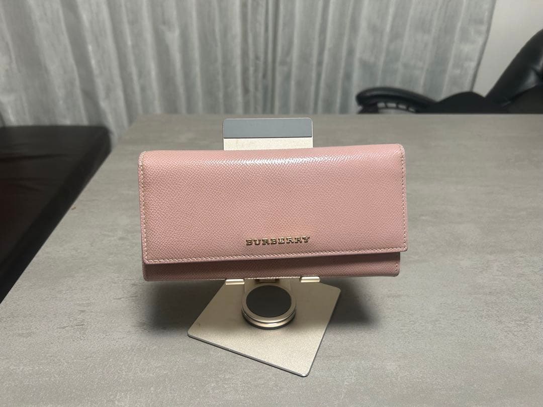 BURBERRY ピンク 長財布