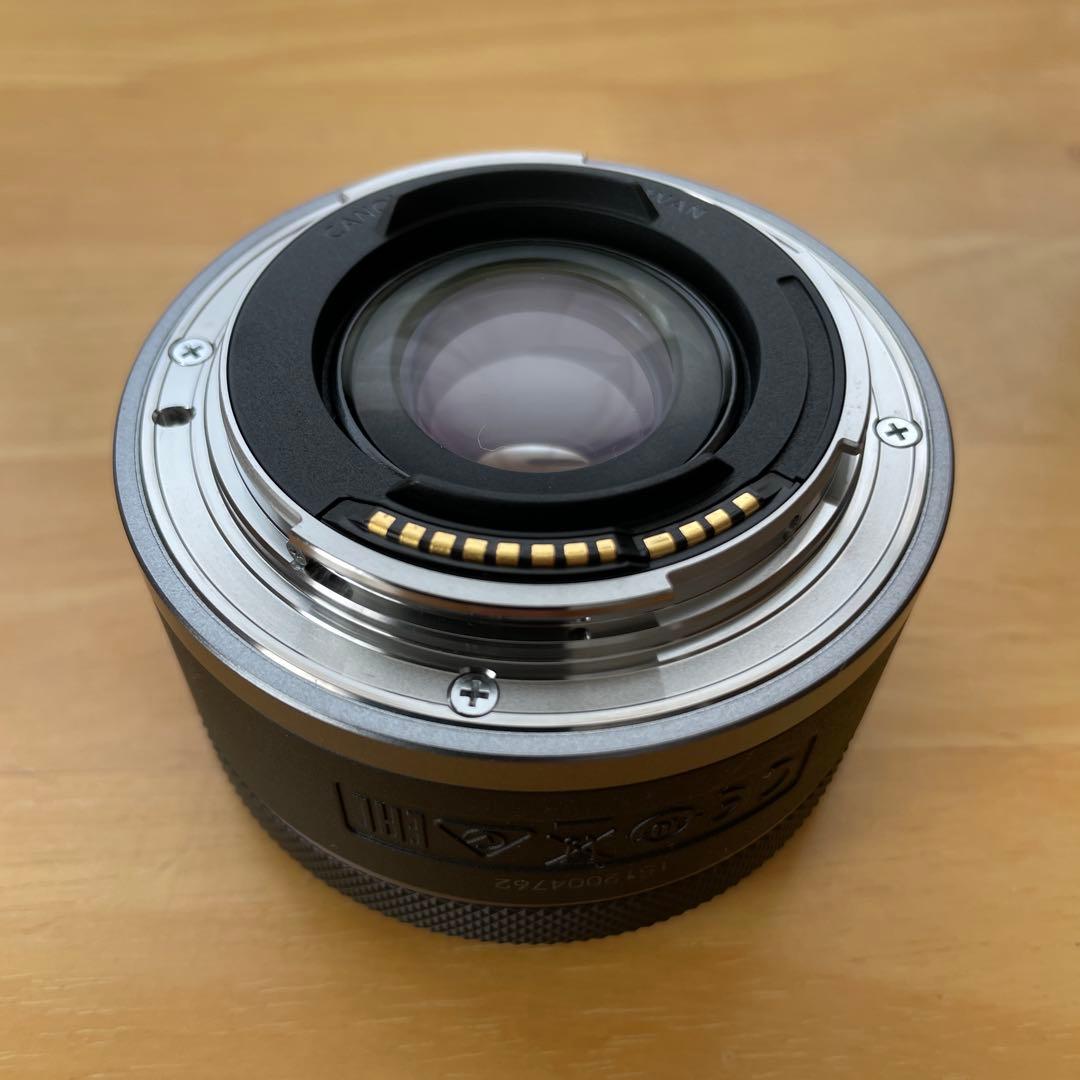 キヤノンRF16 mmF2.8 STMレンズ
