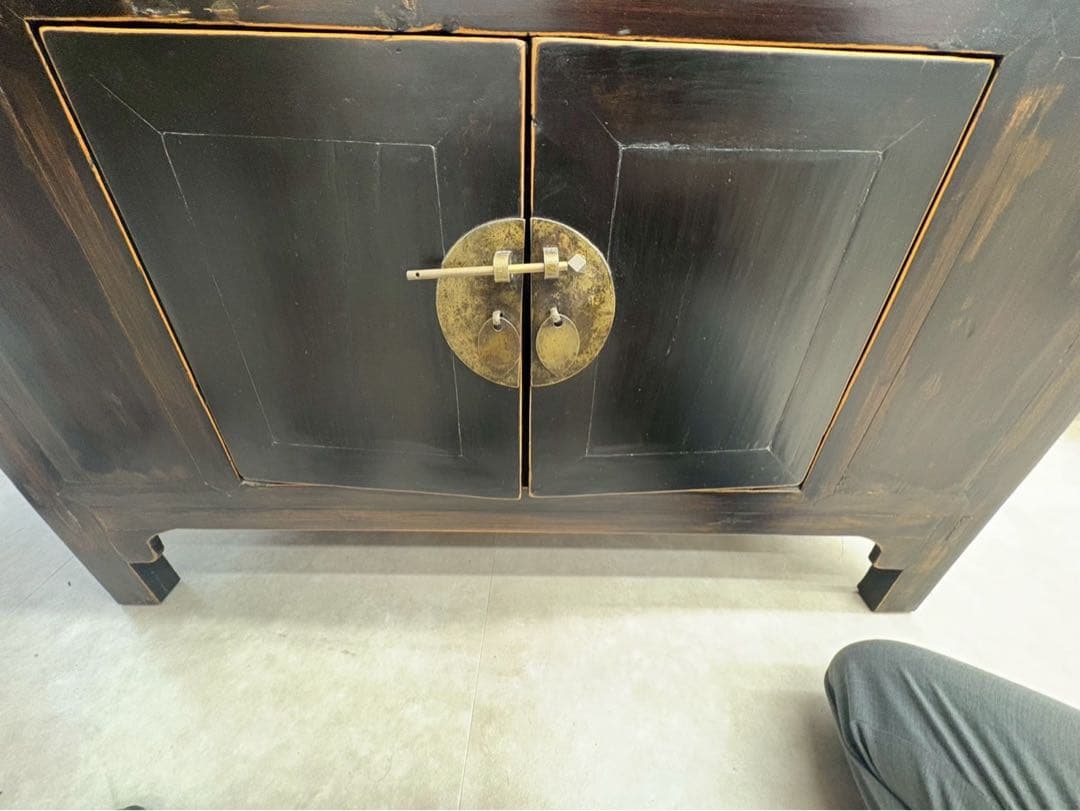 中国　香港家具　アンティークキャビネット