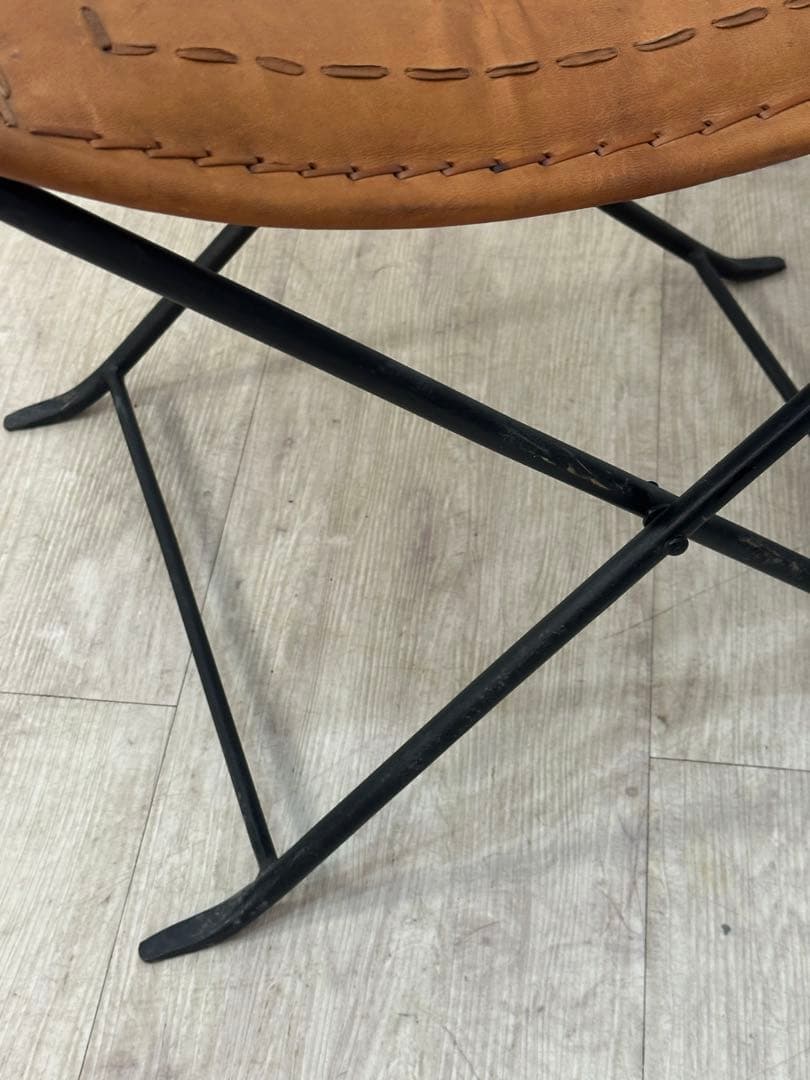 C ⭐️【全国送料無料】B-COMPANY ビンテージ　レザー　アイアン　スツール