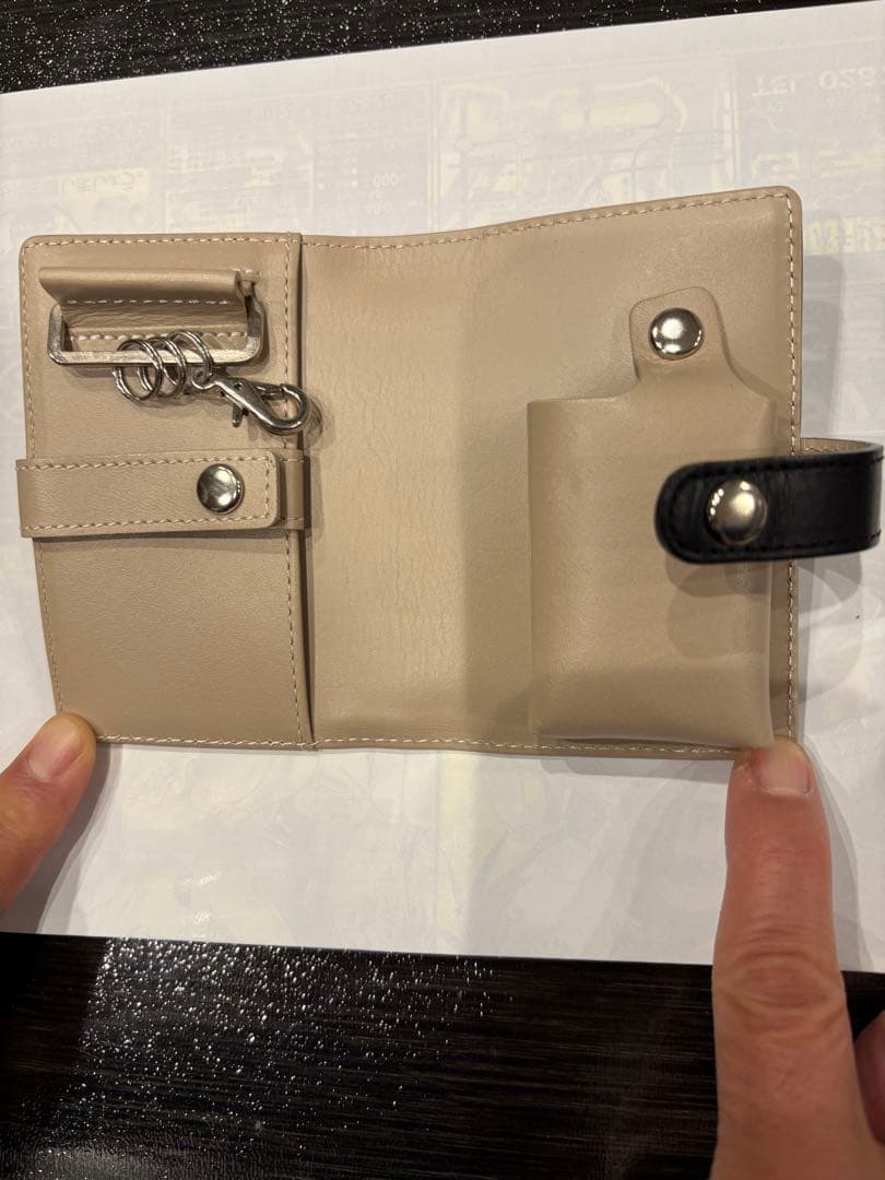 トヨタクラウン純正、210クラウン用、本革キーケース、ブックタイプ