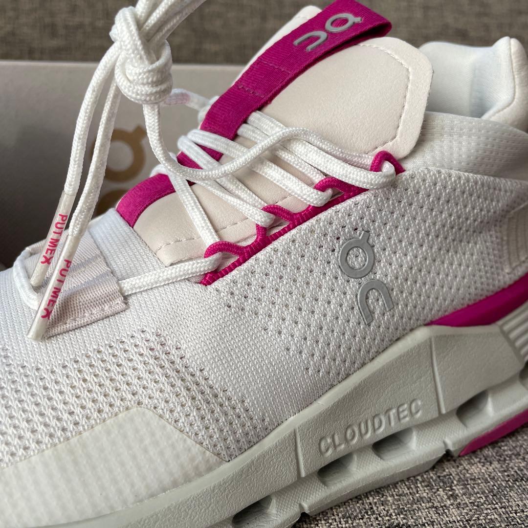 On Cloudnova ホワイト/ピンク スニーカー　新品未使用
