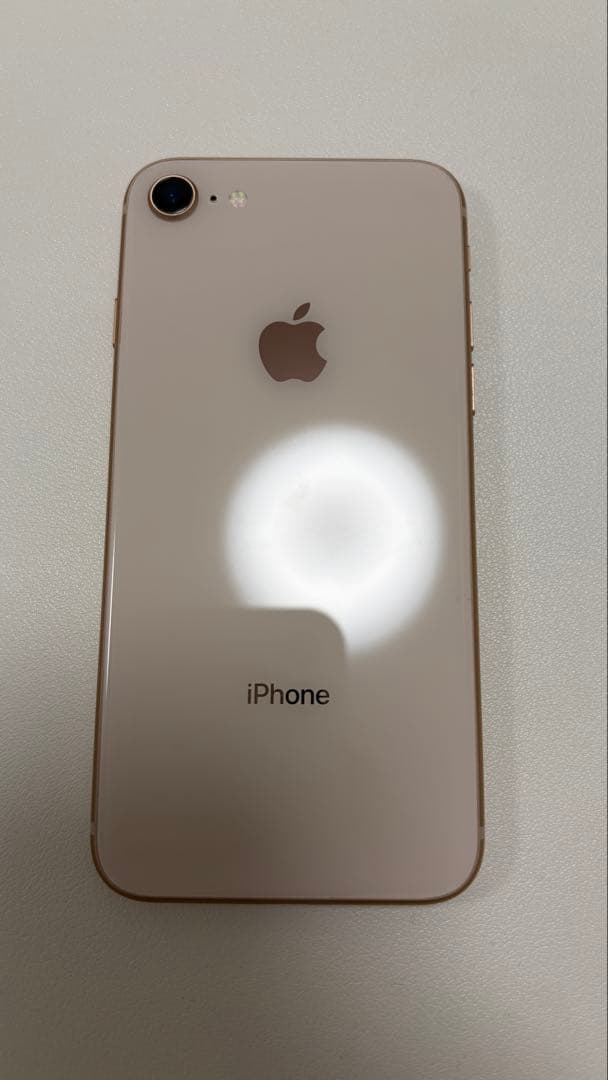 [バッテリー100%/美品]iPhone 8 64GB