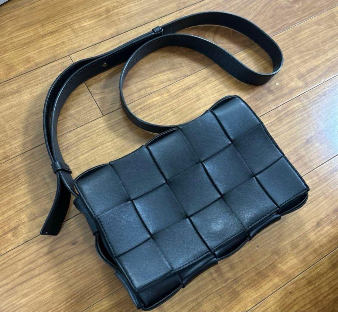 ボッテガ　カセットバッグ