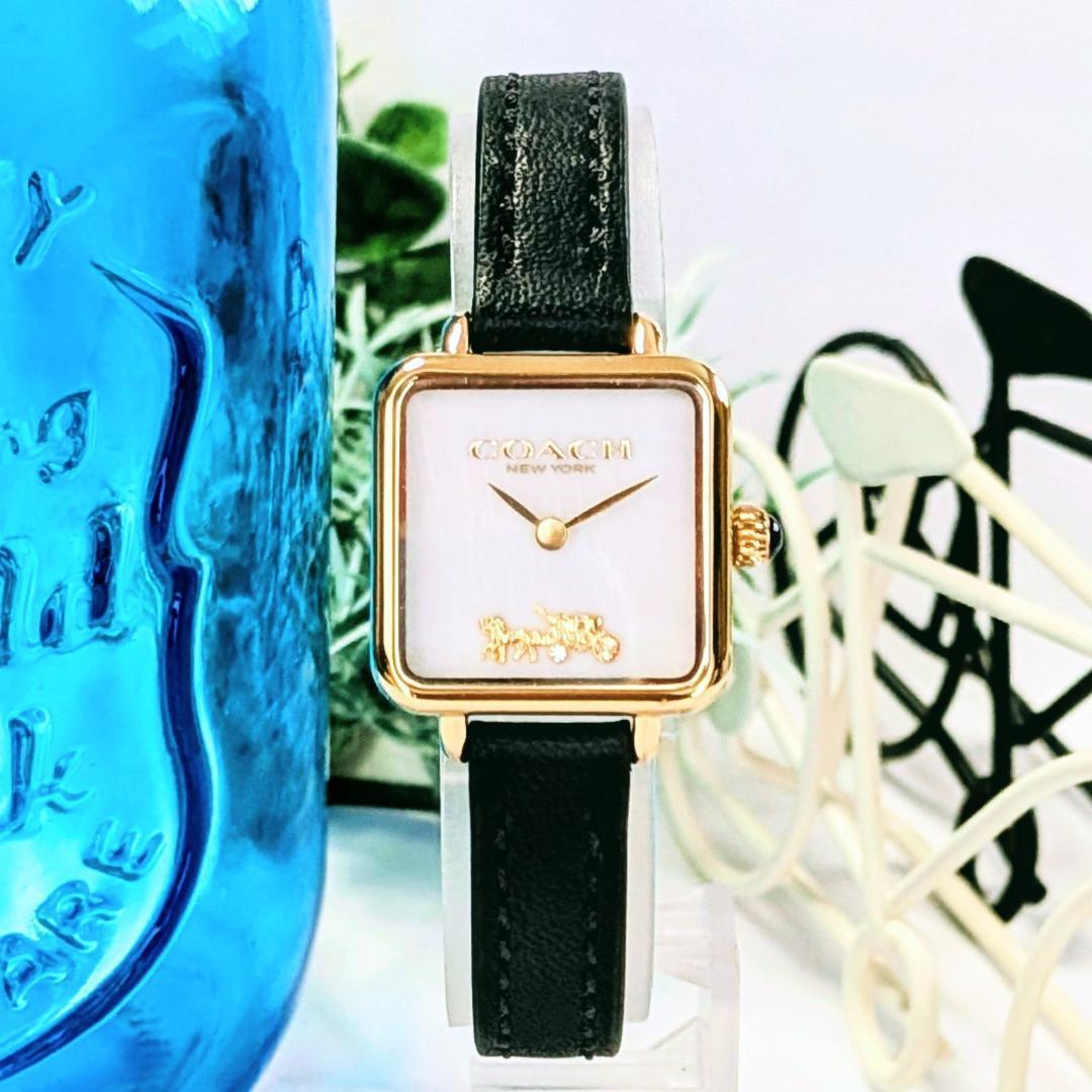 美品 COACHコーチ レディース腕時計ホワイト クリスタル キュート レトロ感