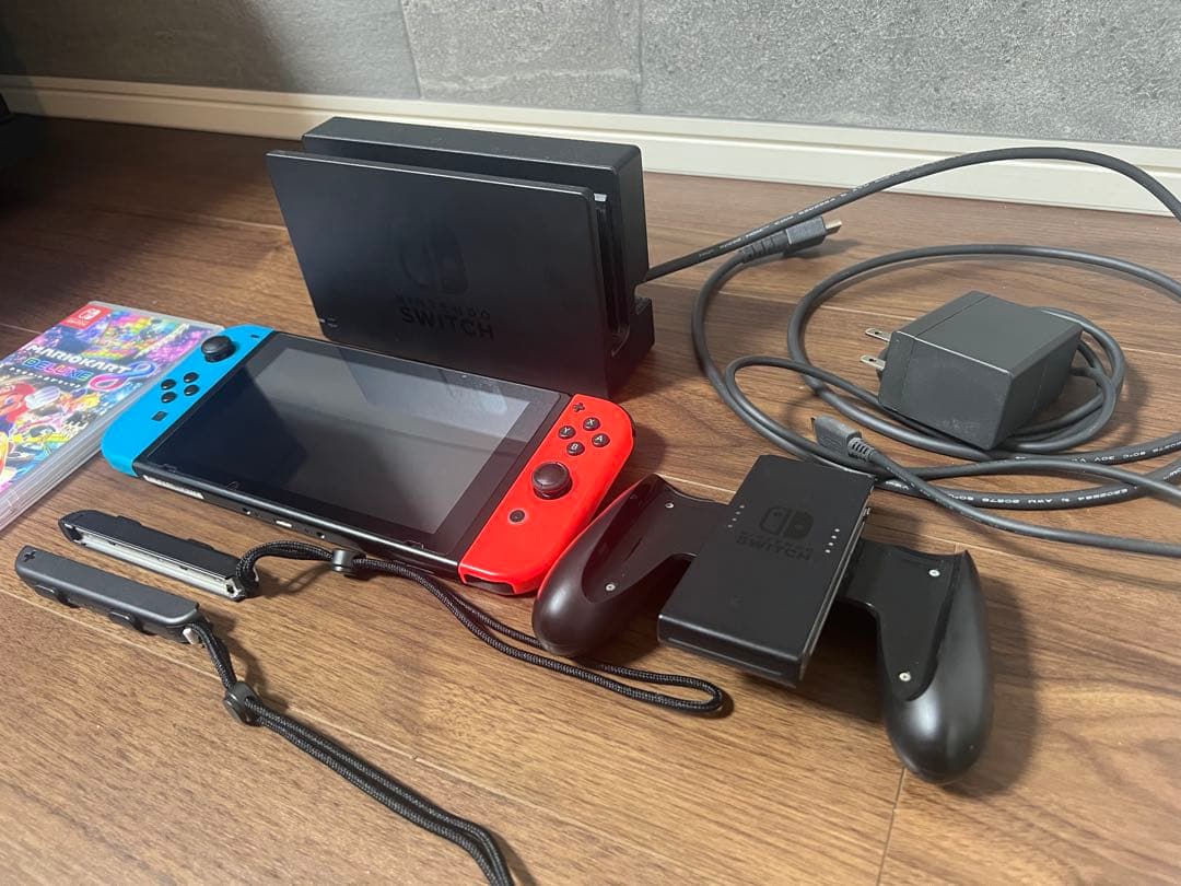 Nintendo Switch 本体 （バッテリー改善版）＋マリオカート8DX