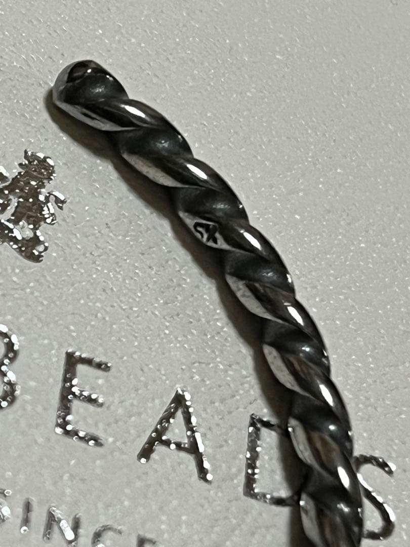 トロールビーズ　ツィステッドシルバーバングル