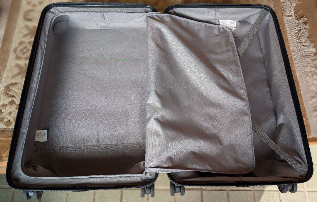 無印：キャリーバーの高さを自由に調節できるストッパー付きハードキャリー（62L）