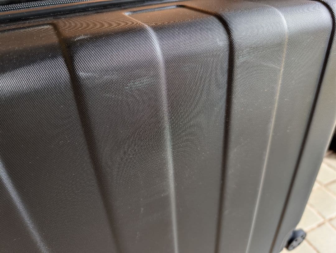 無印：キャリーバーの高さを自由に調節できるストッパー付きハードキャリー（62L）