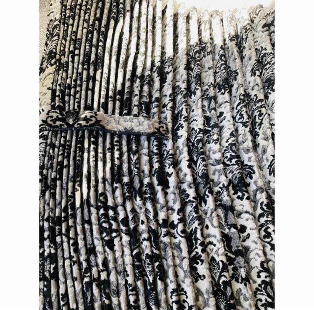 【値下中】金華山 仮眠カーテン 縦模様 王朝 裏黒樹脂加工付きトラック内装パーツ