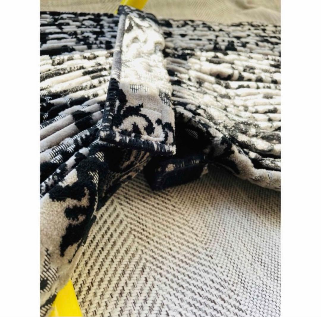 【値下中】金華山 仮眠カーテン 縦模様 王朝 裏黒樹脂加工付きトラック内装パーツ