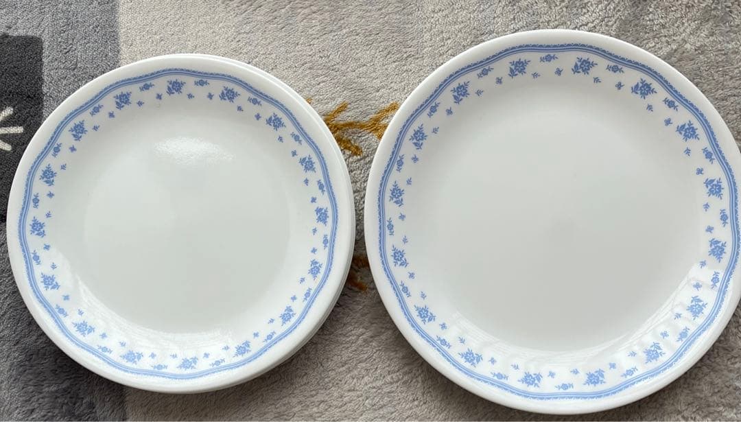 コレール　青い花模様の皿とボウルセット１５枚