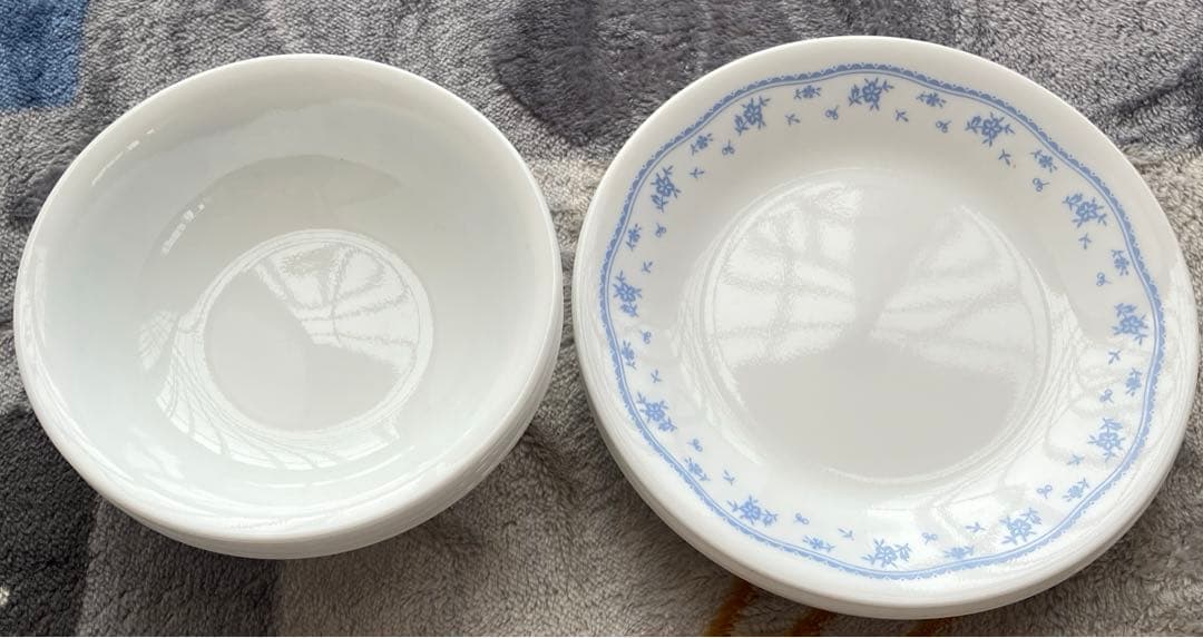 コレール　青い花模様の皿とボウルセット１５枚