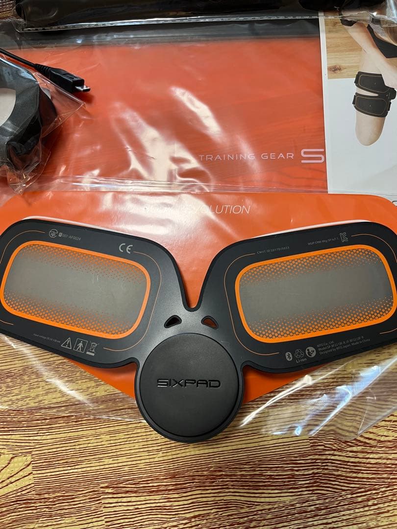 【みつき】SIXPAD EMSトレーニングデバイス