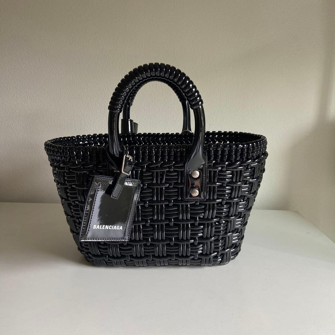 バレンシアガ　BISTRO XS ストラップ付きバスケット　ブラック