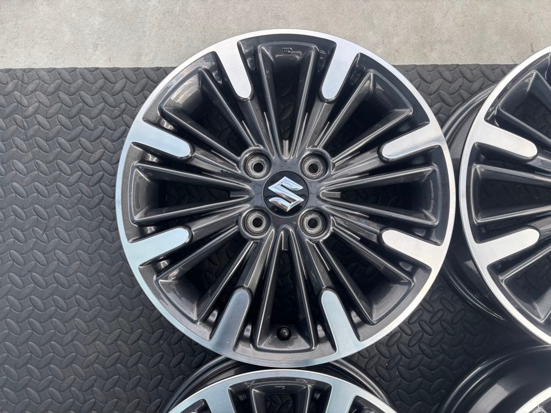 超美品 傷無し スペーシアカスタム 純正 15インチ 4本 新品エアバルブ