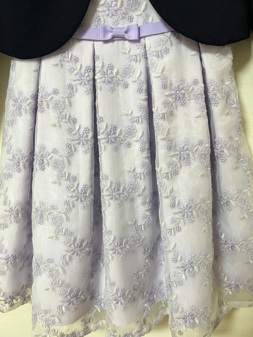 薄紫色フラワー刺繍ドレスとジャケットセット