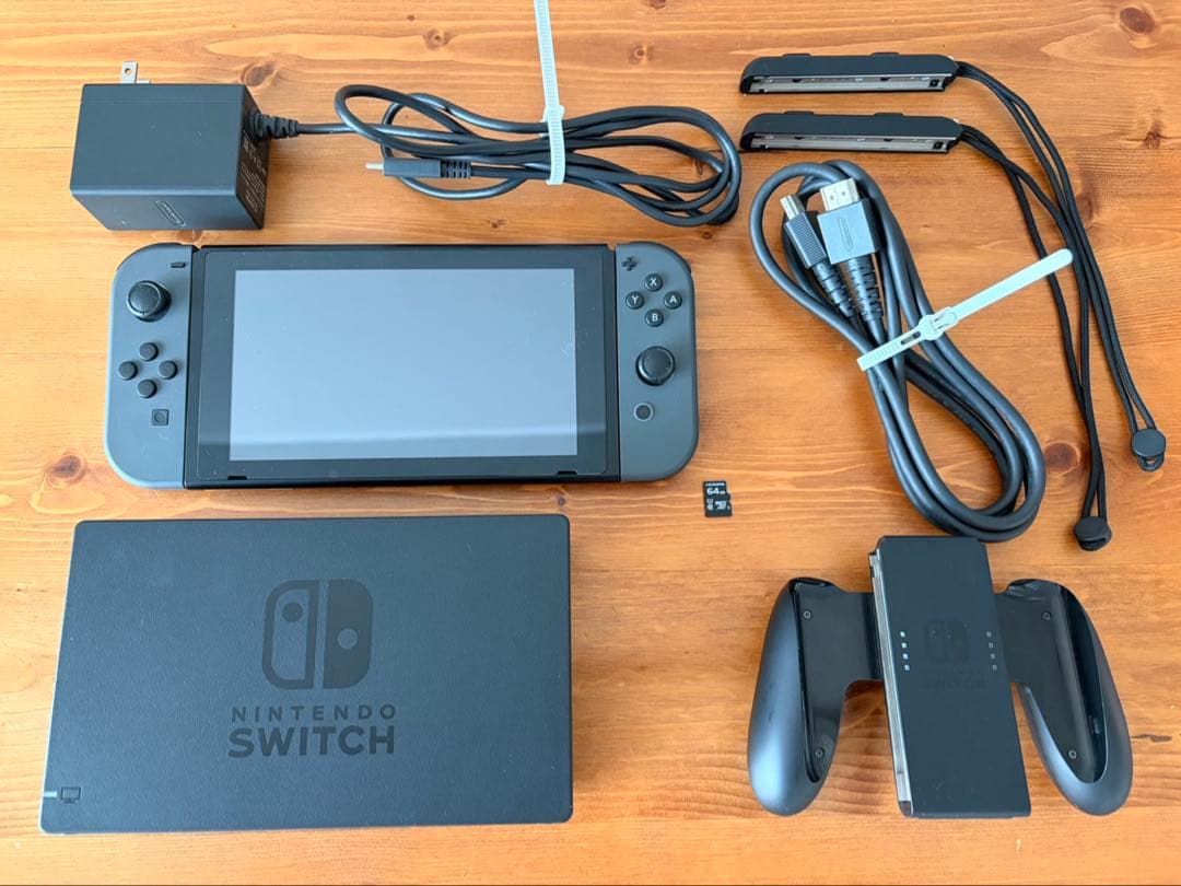 【美品・箱無・SDカード付】Nintendo Switch標準モデル付属品完備