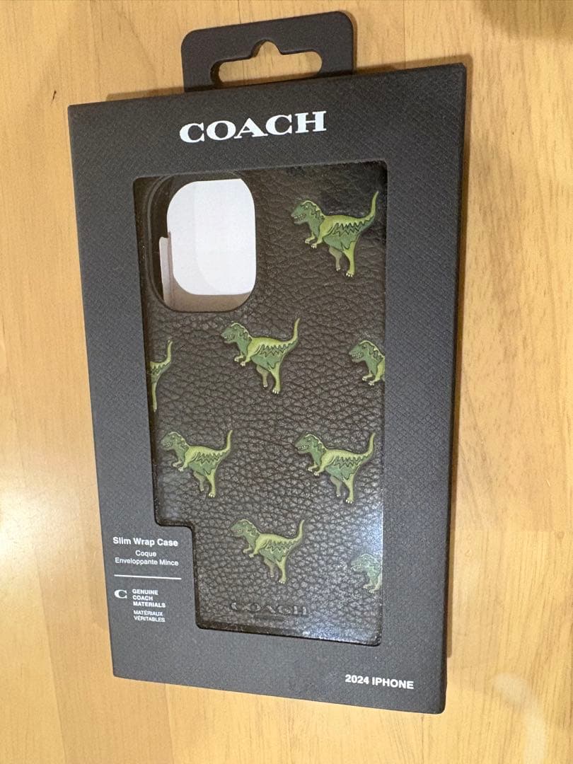 iPhone16 COACH コーチ　スマホケース 恐竜 新品　レキシー