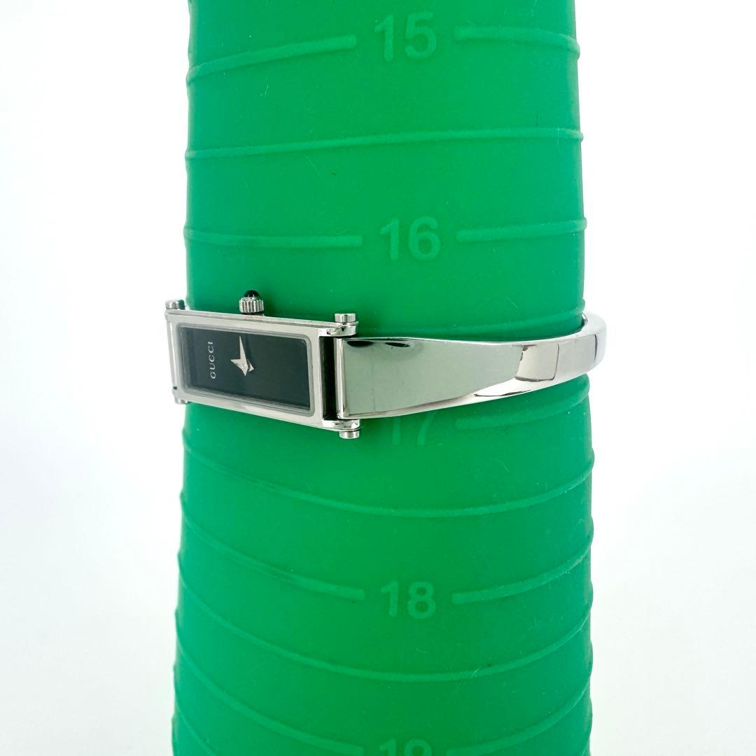 9【新品電池】GUCCI 1500Lブラックダイヤル 腕時計　レディース
