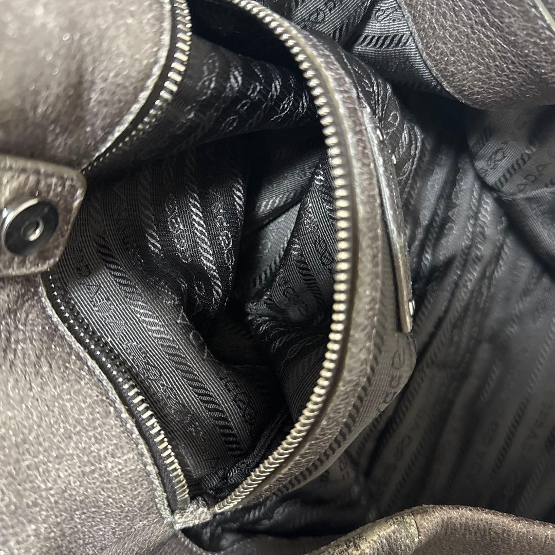 PRADA バック　レディース　メンズ　革