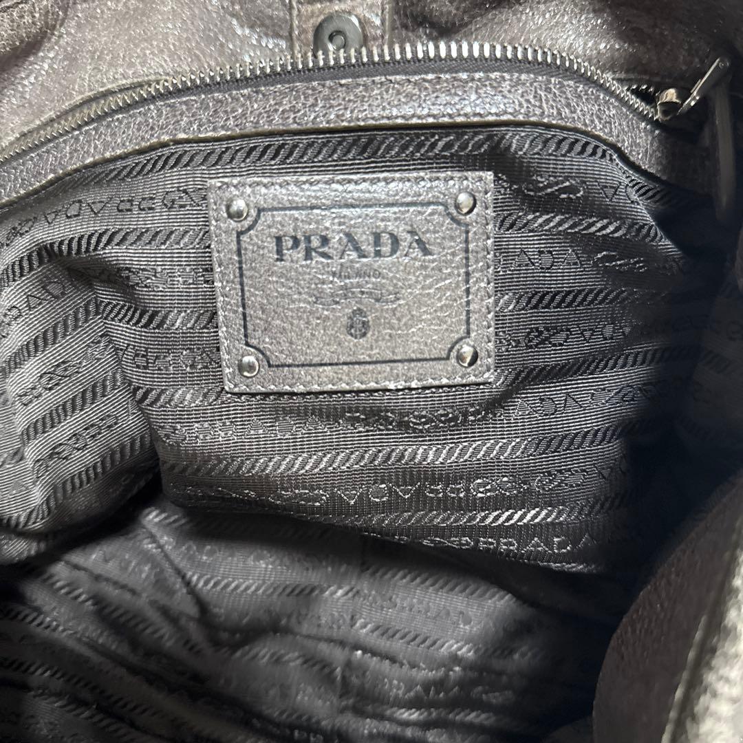 PRADA バック　レディース　メンズ　革