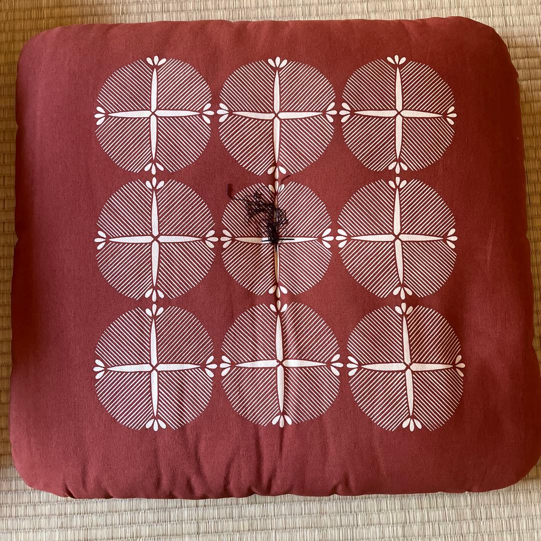 色違い古典柄座布団5枚セット 絹100%