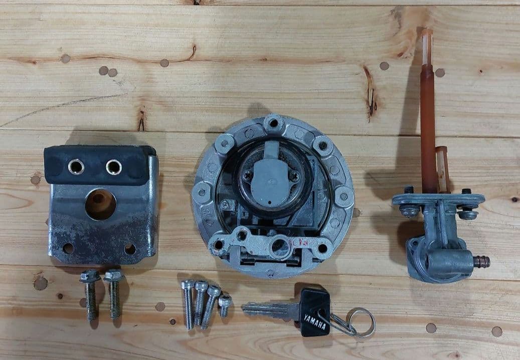 YAMAHA TZ50 希少 当時物 純正 ガソリンタンク