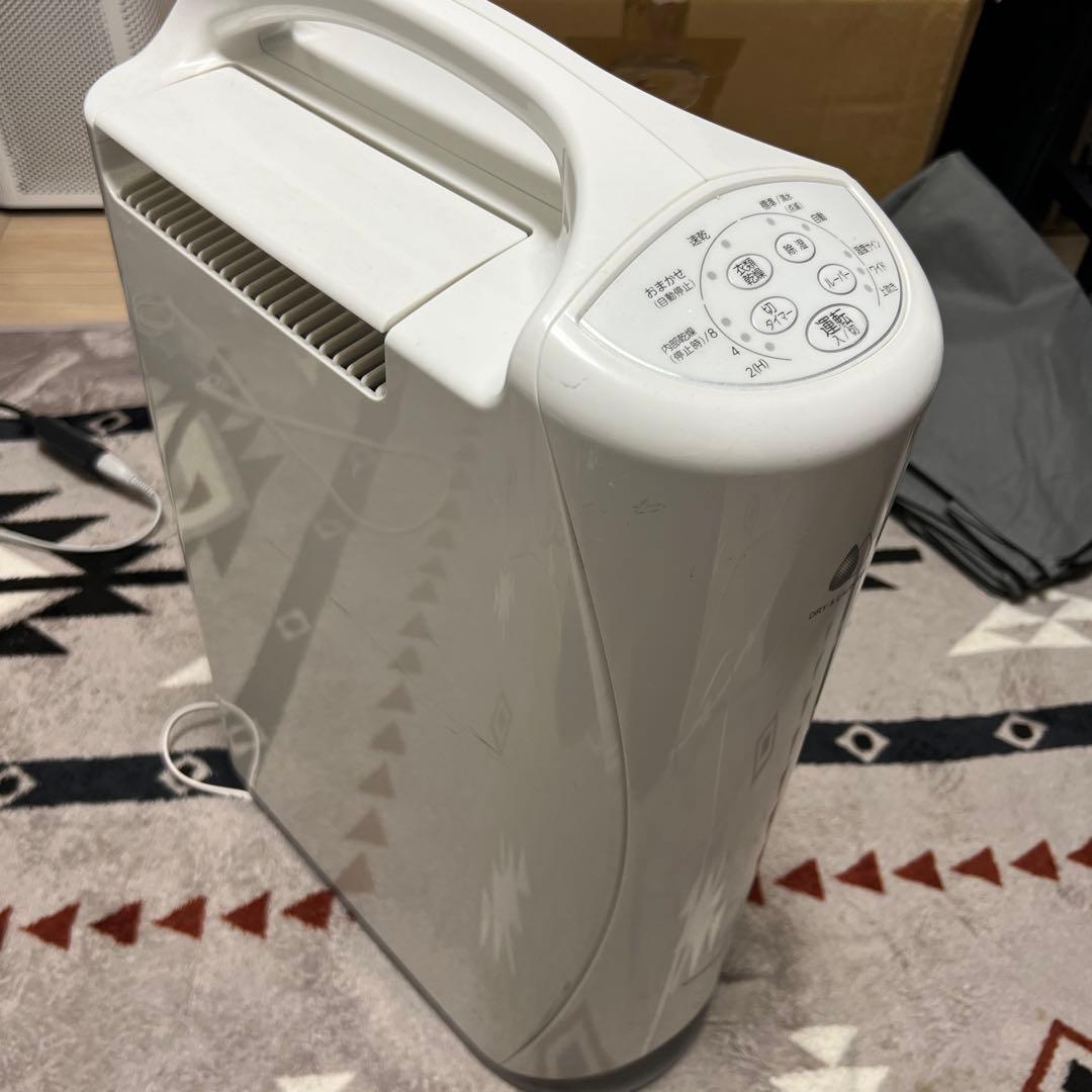 値下げ　コロナCORONA 衣類乾燥除湿機 コンプレッサー式CD-S6321 W