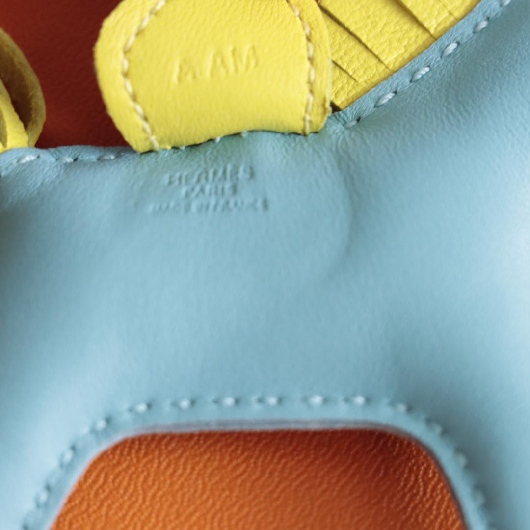 極美品！エルメス　Hermes　ロデオチャーム　PM アクセサリー　セレスト